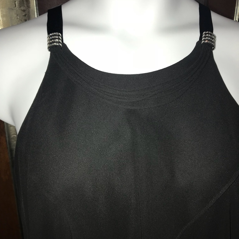 Formal/cocktail/PARTY DRESS ALERT  - - Picture 3 of 6